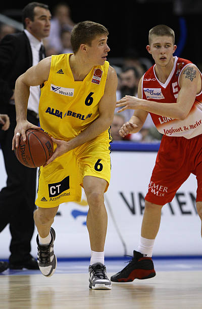 美国队一直 美国队一直