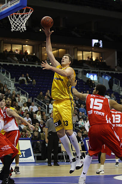 空中争顶能 空中争顶能